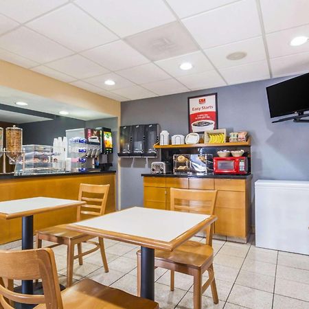 Econo Lodge Inn & Suites I-35 At Shawnee Mission Overland Park Luaran gambar