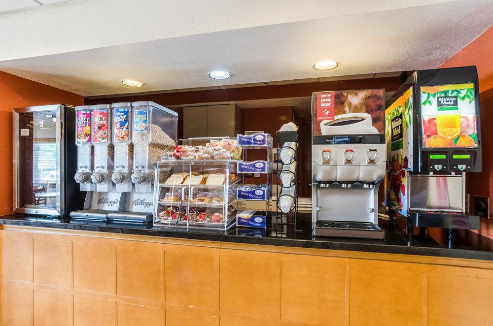 Econo Lodge Inn & Suites I-35 At Shawnee Mission Overland Park Luaran gambar