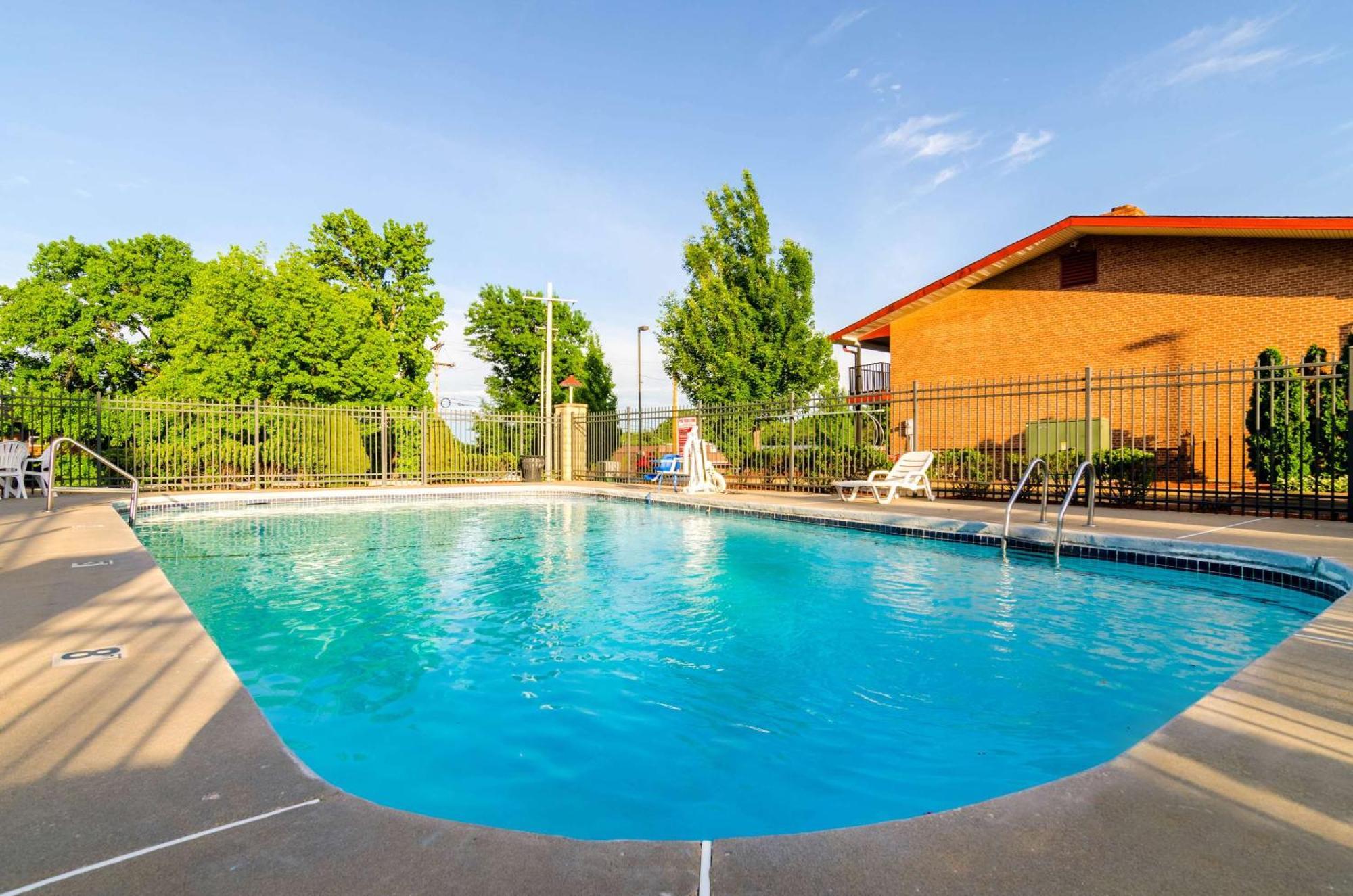 Econo Lodge Inn & Suites I-35 At Shawnee Mission Overland Park Luaran gambar