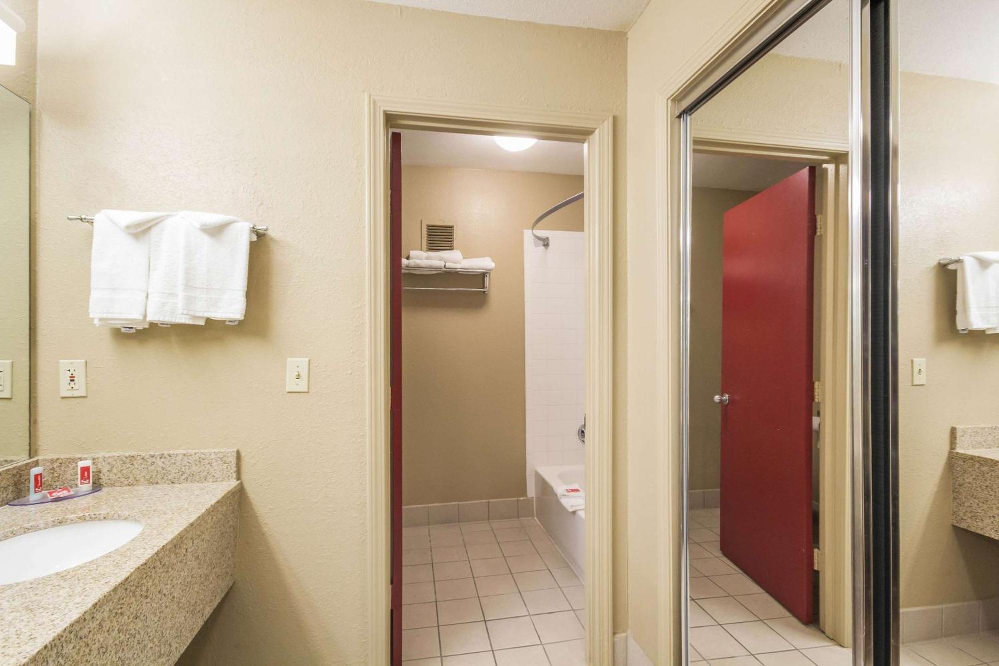Econo Lodge Inn & Suites I-35 At Shawnee Mission Overland Park Luaran gambar
