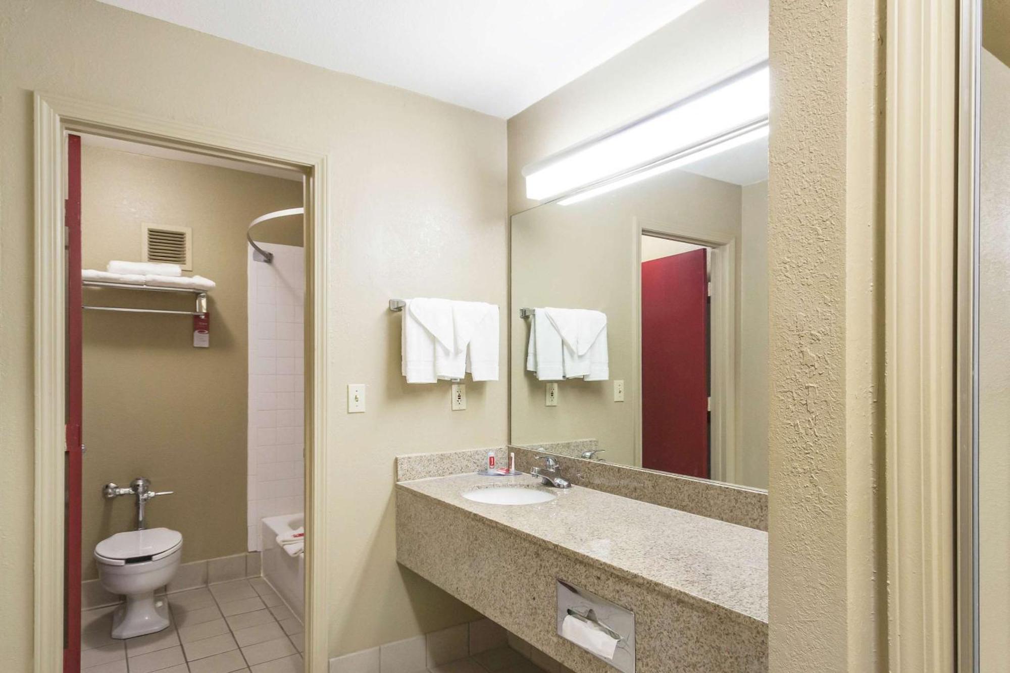 Econo Lodge Inn & Suites I-35 At Shawnee Mission Overland Park Luaran gambar