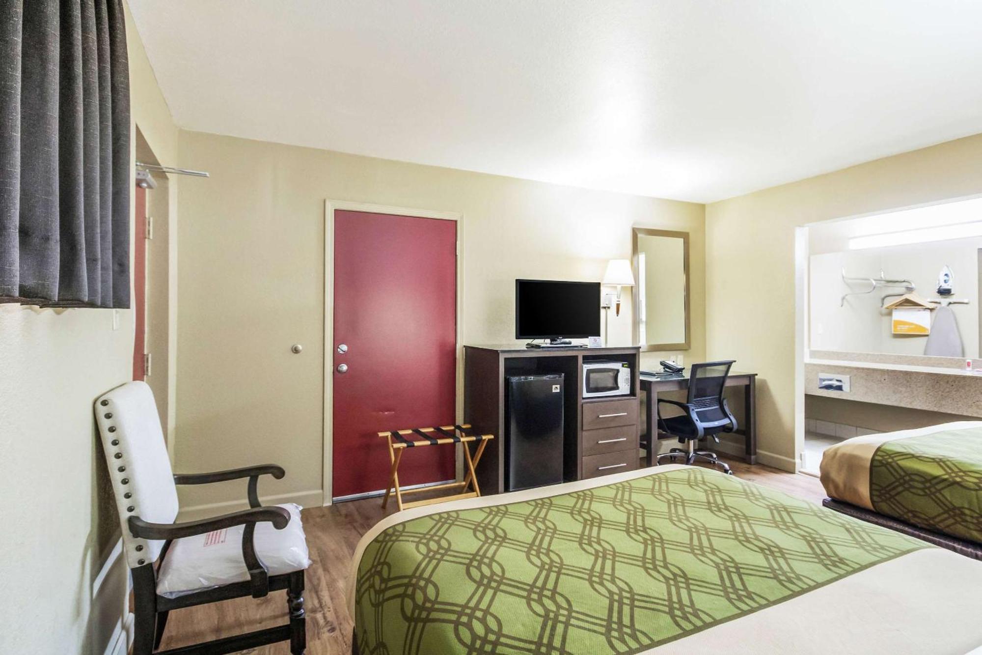 Econo Lodge Inn & Suites I-35 At Shawnee Mission Overland Park Luaran gambar
